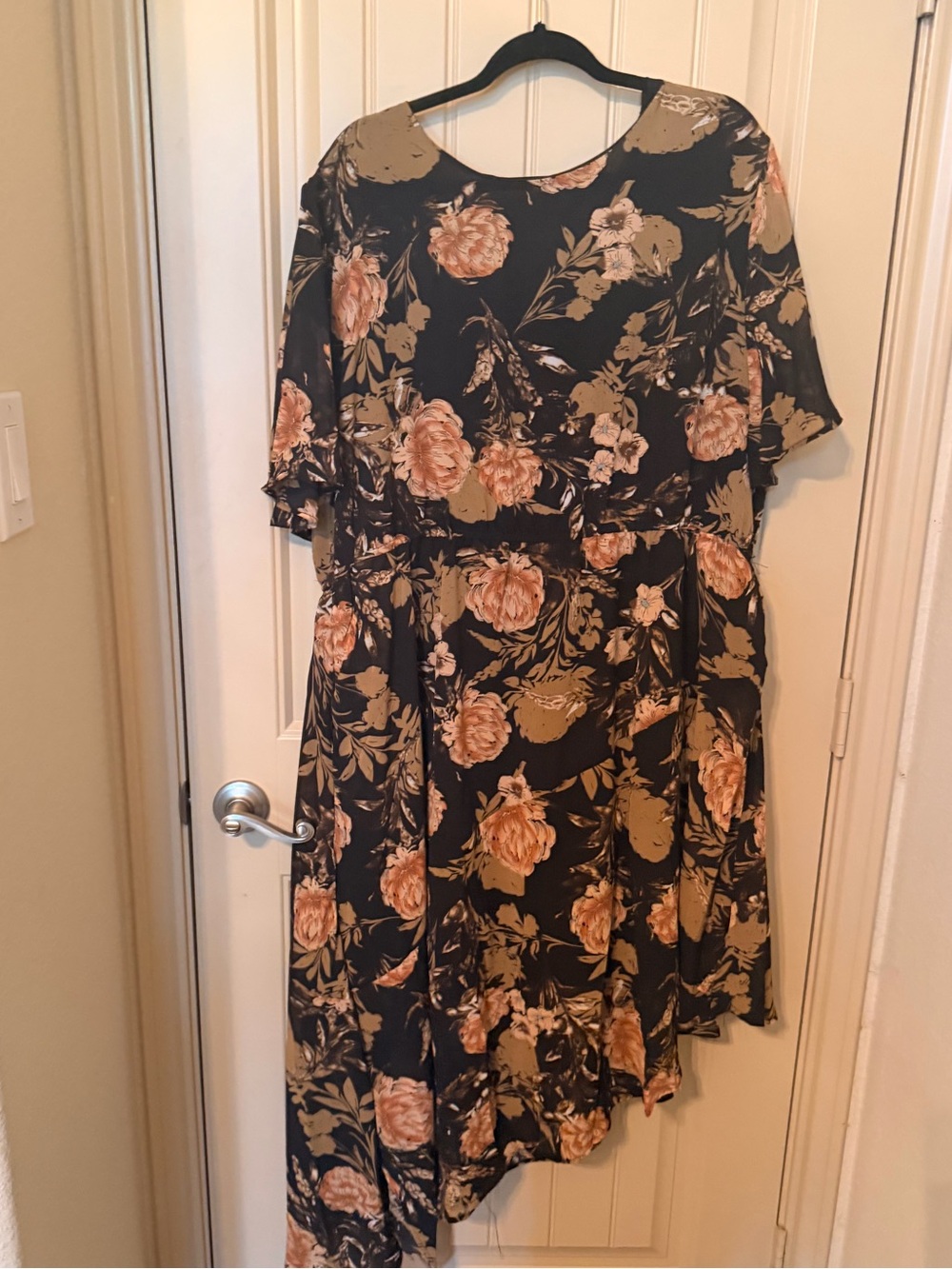 Hayden LA black floral dress!
